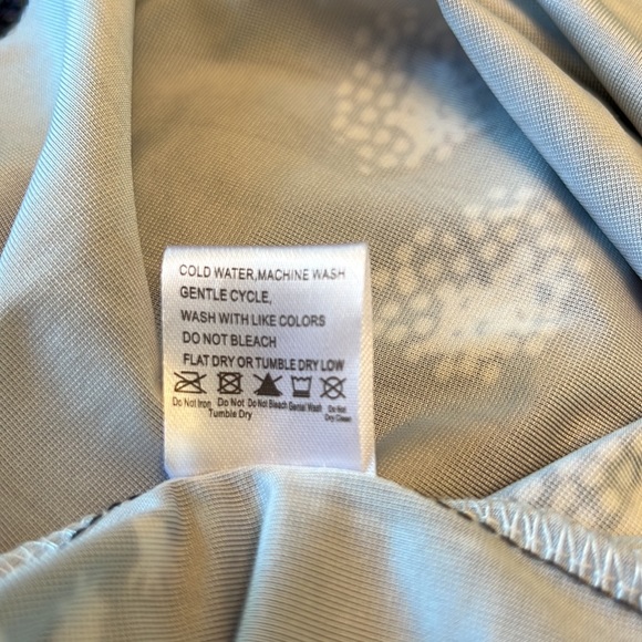 Lily Sleeveless Tunic Top Dark Gray w/ Purple & White Flowers Size XL - Picture 7 of 9